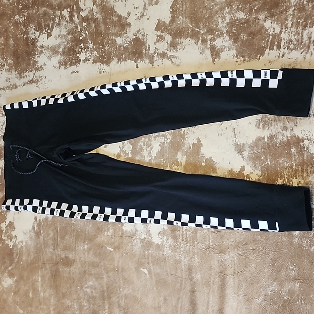 Hard To Find Pink VS White and Black Checkerd Leggings. Size: S - Picture 2 of 12